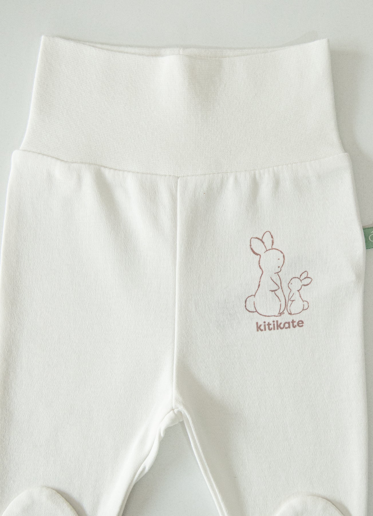 Organic New Basic Hose mit Füßchen Weiß Ecru