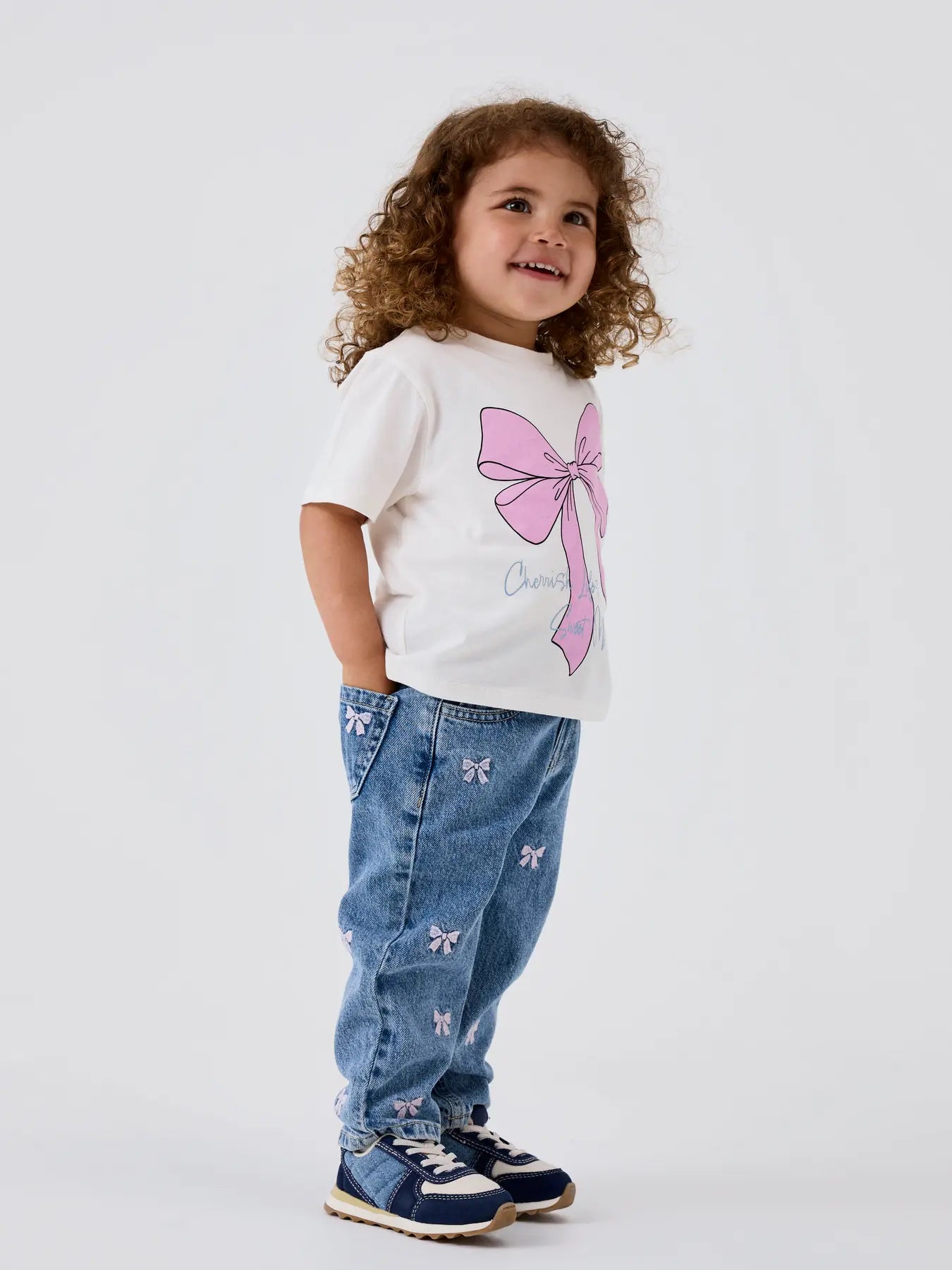 Jeans Mom Medium Blue Denim BOWS